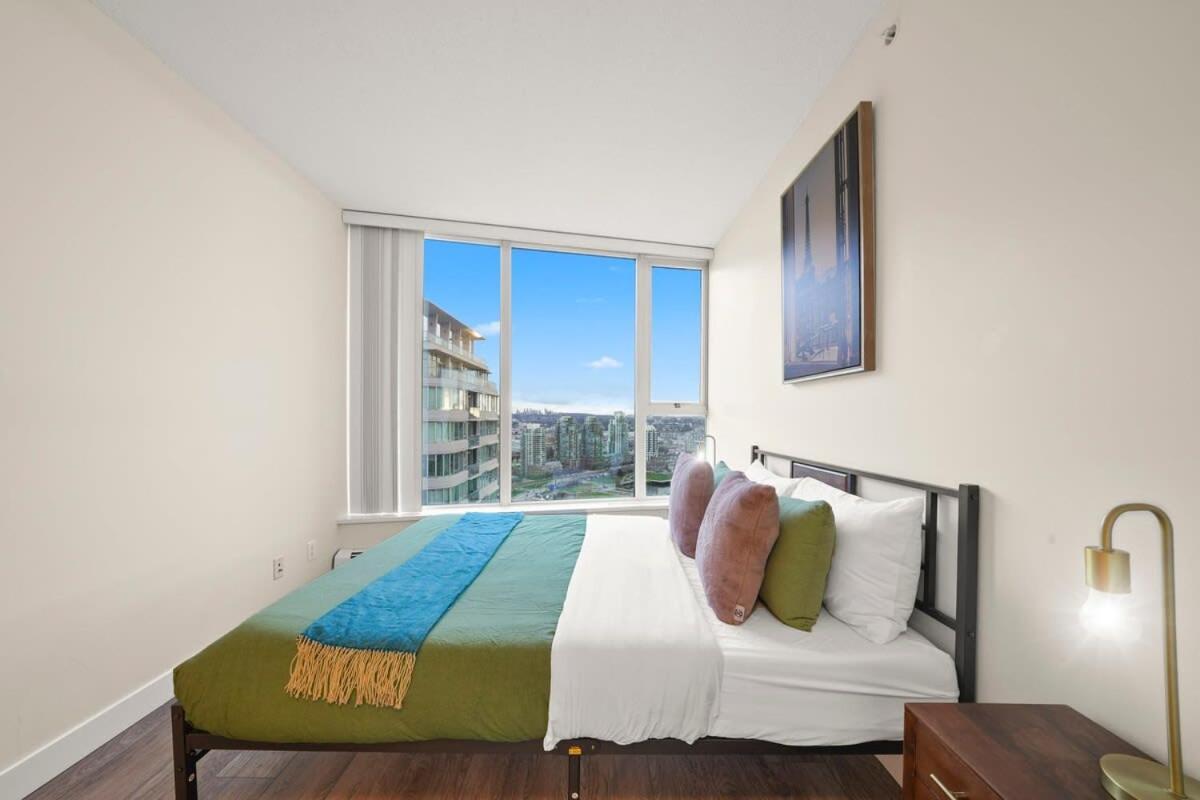 Dazzling Condo By Stadium Downtown With Free Parking Vancouver Ngoại thất bức ảnh